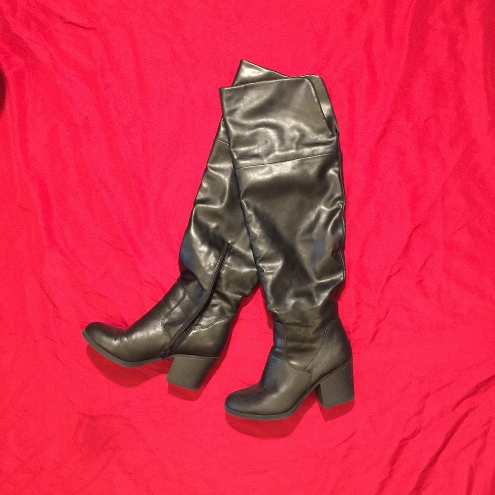 Target brand Black boots